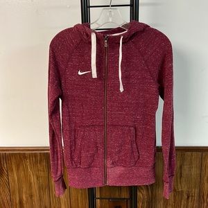 Women’s Nike zip up hoodie